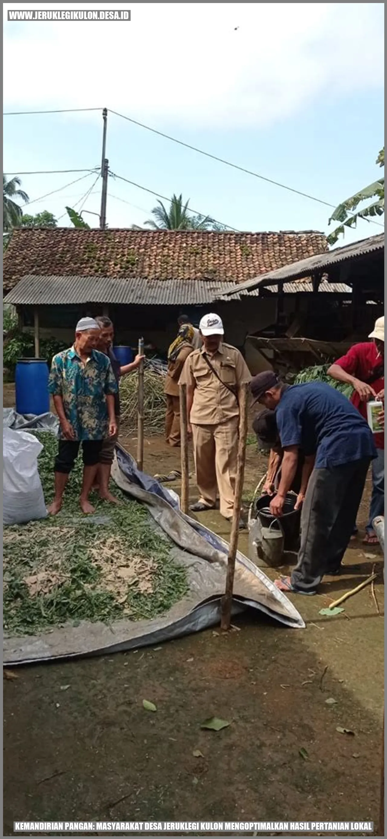 Masyarakat Desa Jeruklegi Kulon Mengoptimalkan Hasil Pertanian Lokal