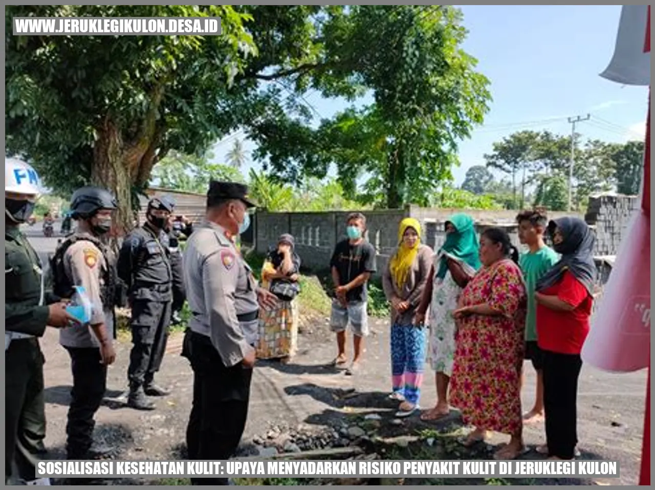 Sosialisasi Kesehatan Kulit: Upaya Menyadarkan Risiko Penyakit Kulit di Jeruklegi Kulon